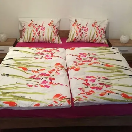 2 Im Grunen Herzen Von Apartment