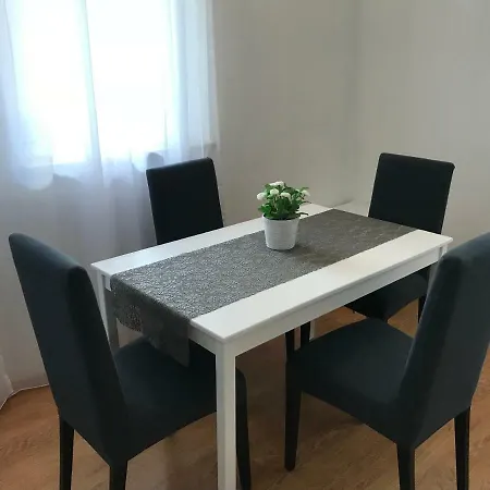 Apartment 2 Im Grunen Herzen Von *